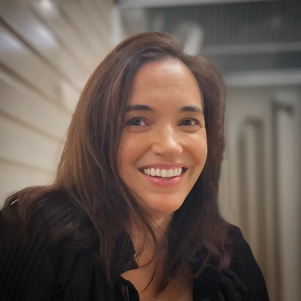 Andrea Cummerfield — Ecommerce Specialist · Email & Operations